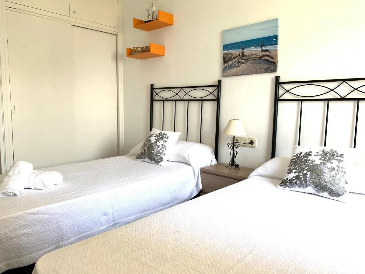T&H Las Palmeras Family Apartment Salou 0*,  Spain