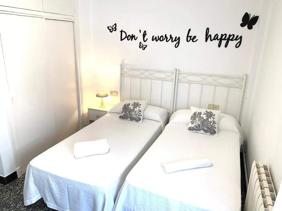 T&H Las Palmeras Family Apartment Salou