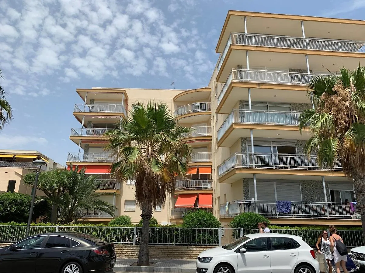 T&H Las Palmeras Family Apartment Salou Spain