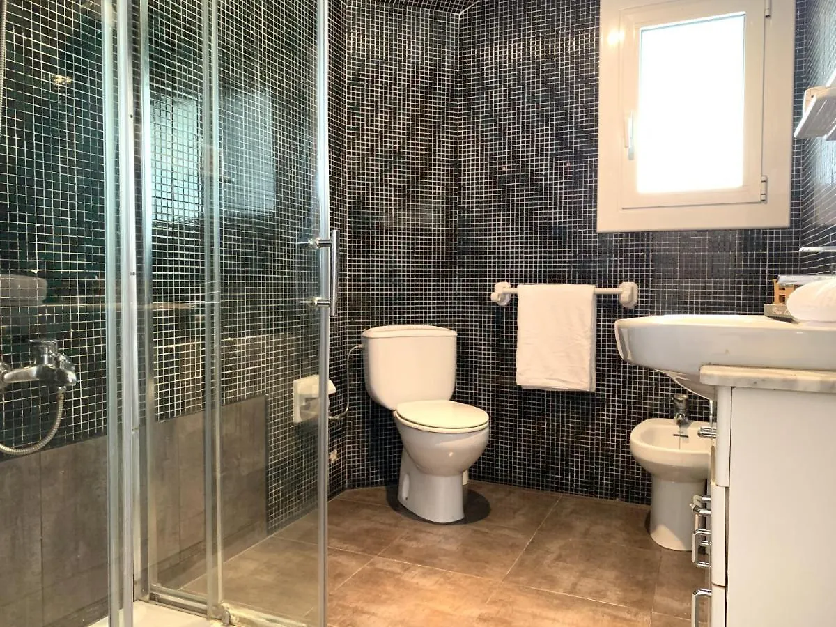 T&H Las Palmeras Family Apartment Salou
